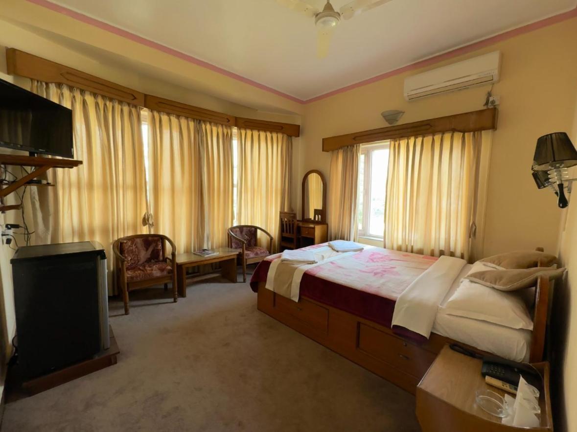 Green Tara Hotel Pokhara Exterior photo
